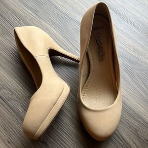 Women's Comfort Heels